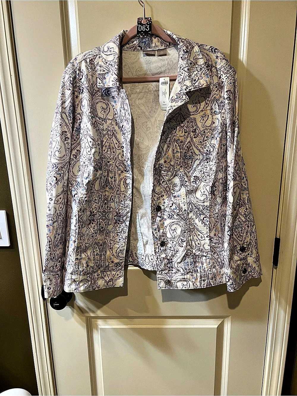 Chico's Paisley Jacket in Purple & White h063